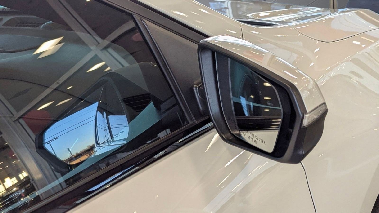 Used 2023 Chevrolet Equinox RS w/ RS Leather Package image 20