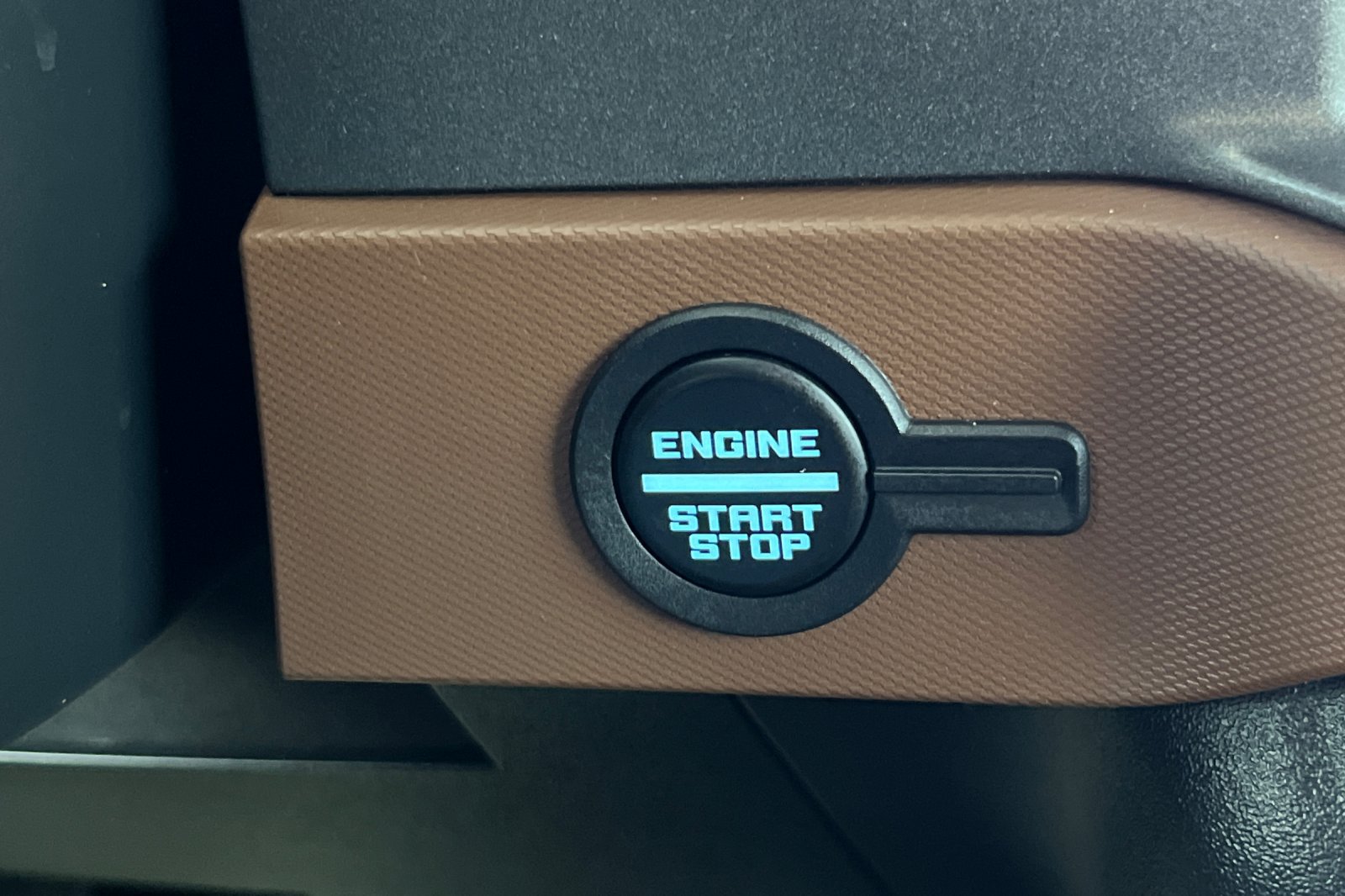 Certified 2024 Ford Bronco Outer Banks AWD/4WD image 25