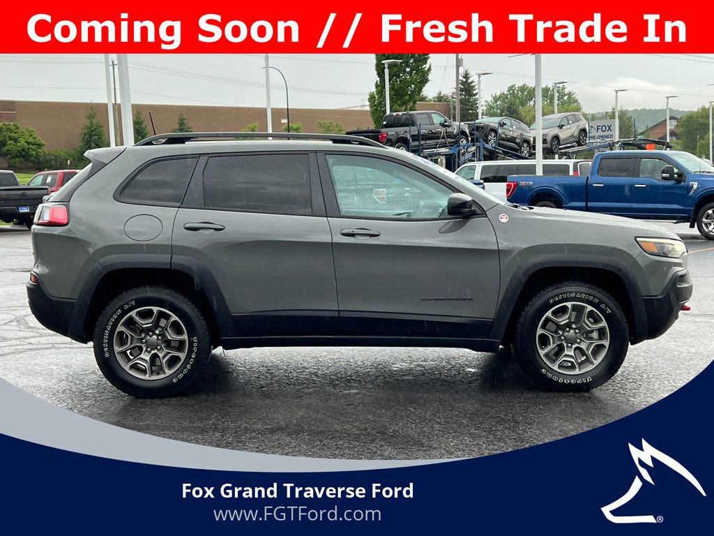 Used 2022 Jeep Cherokee Trailhawk w/ Premium Leather Package AWD/4WD image 44
