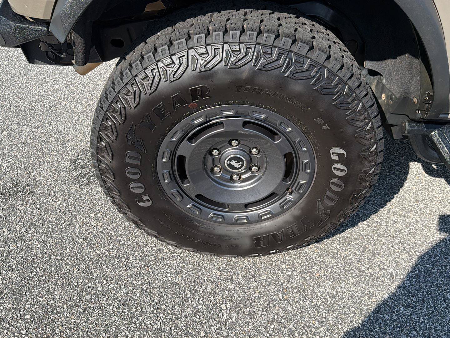 Certified 2025 Ford Bronco Outer Banks w/ Sasquatch Package AWD/4WD image 40