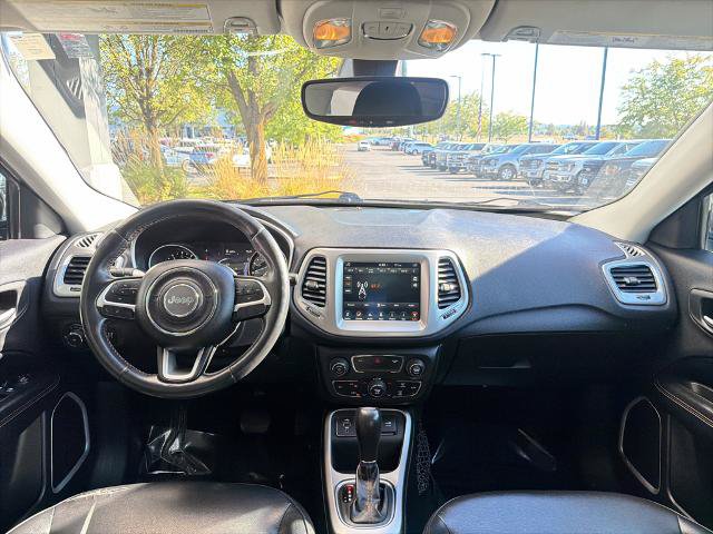 Used 2017 Jeep Compass Latitude w/ Popular Equipment Group FWD image 32