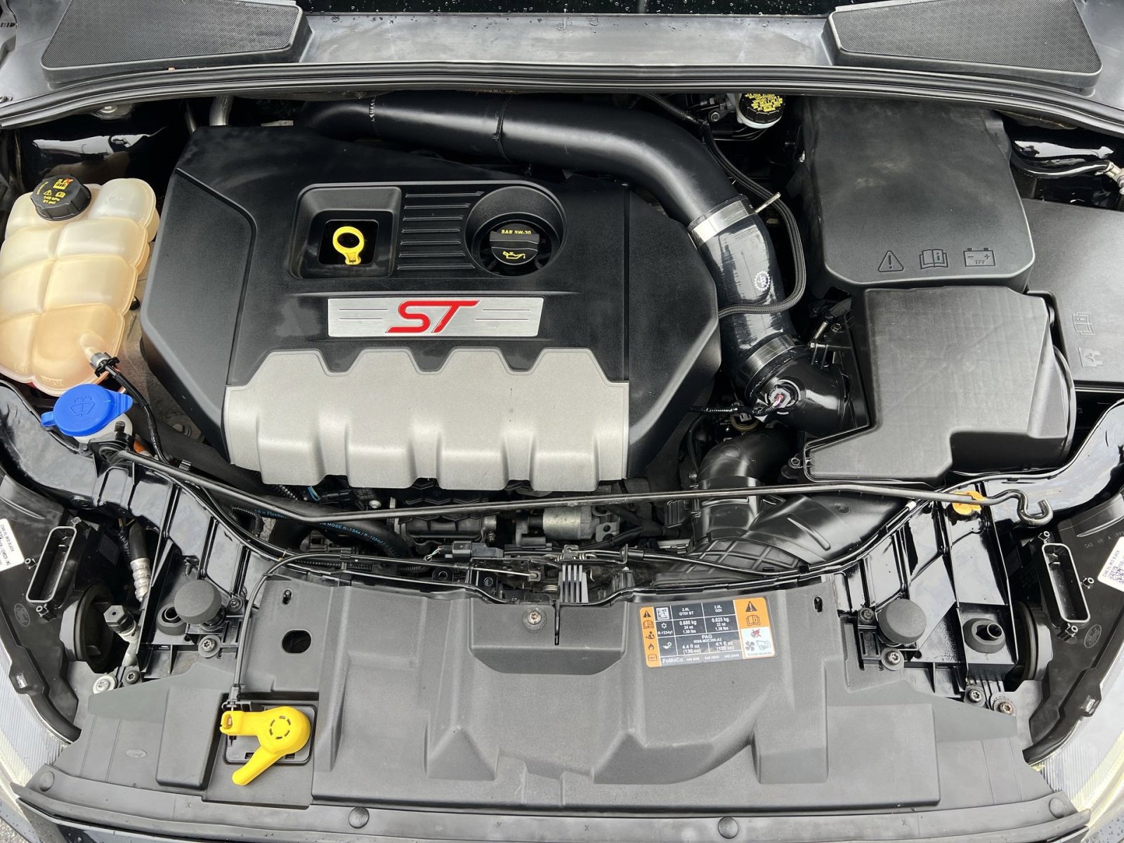 Certified 2018 Ford Focus ST FWD image 32