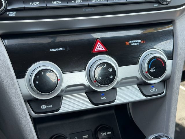 Used 2019 Hyundai Elantra SE w/ Cargo Package FWD image 26