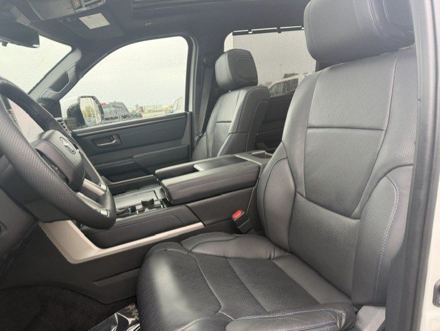 Used 2026 Toyota Tundra Platinum AWD/4WD image 16