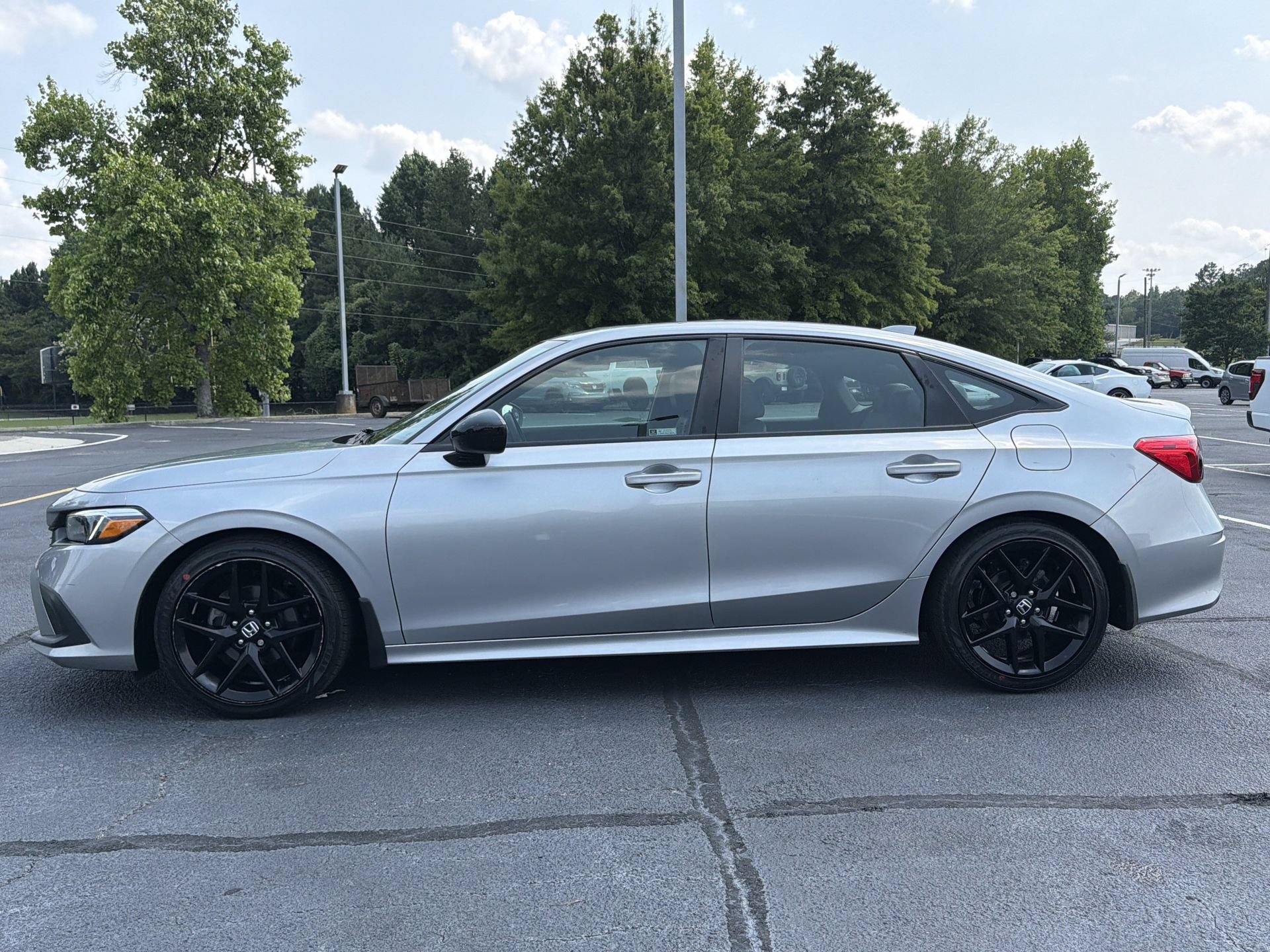 Used 2023 Honda Civic Sport image 18
