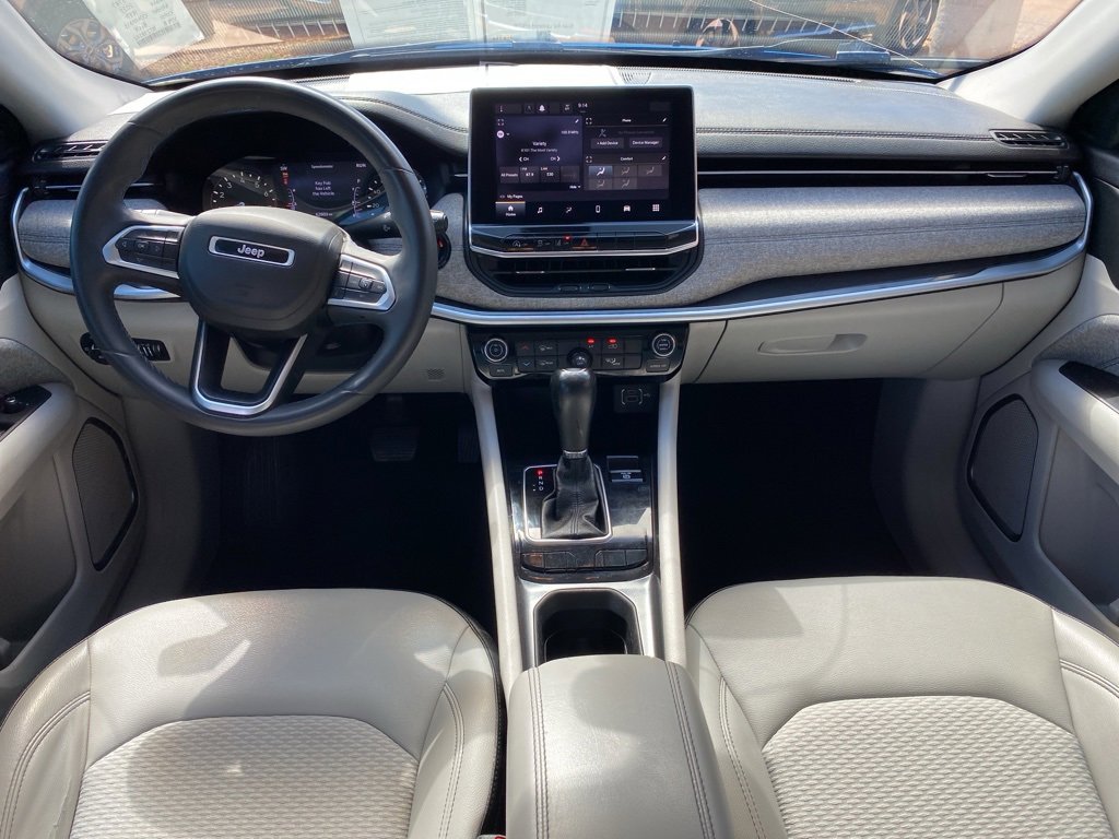 Used 2022 Jeep Compass Latitude image 18