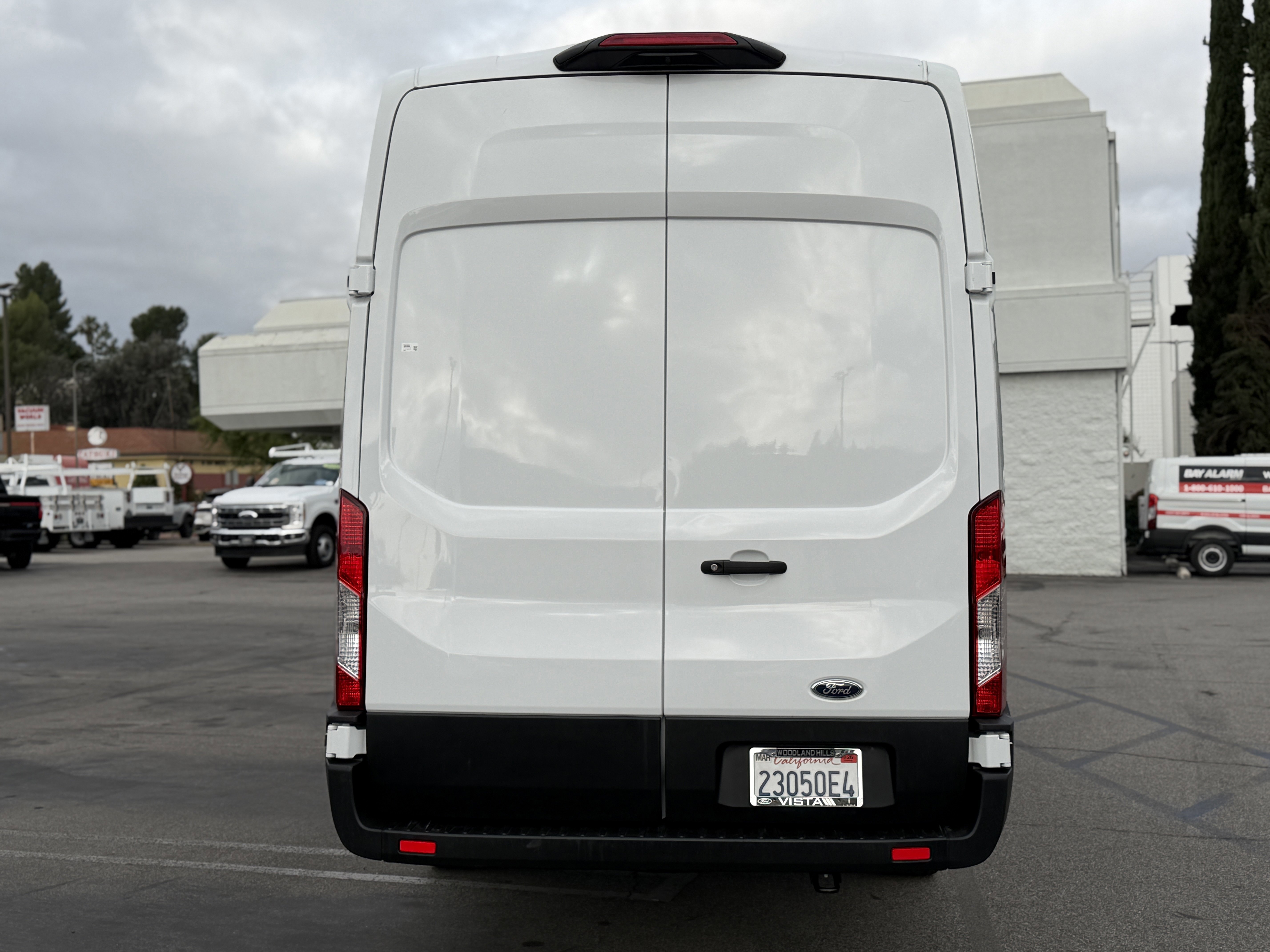 Certified 2023 Ford Transit 350 148 High Roof Extended image 4