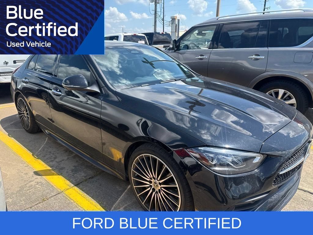 Used 2024 Mercedes-Benz C 300 Sedan image 3