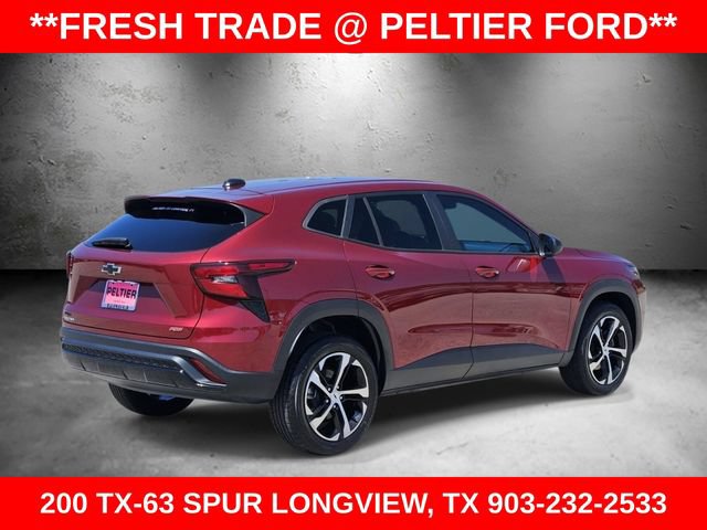 Used 2024 Chevrolet Trax RS FWD image 4
