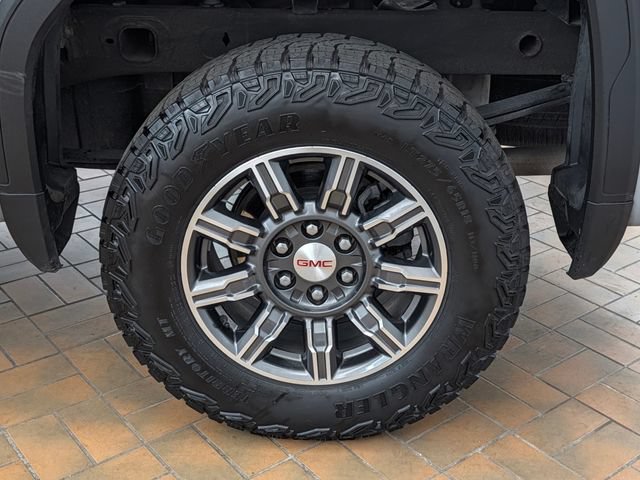 Used 2024 GMC Sierra 1500 AT4 AWD/4WD image 11