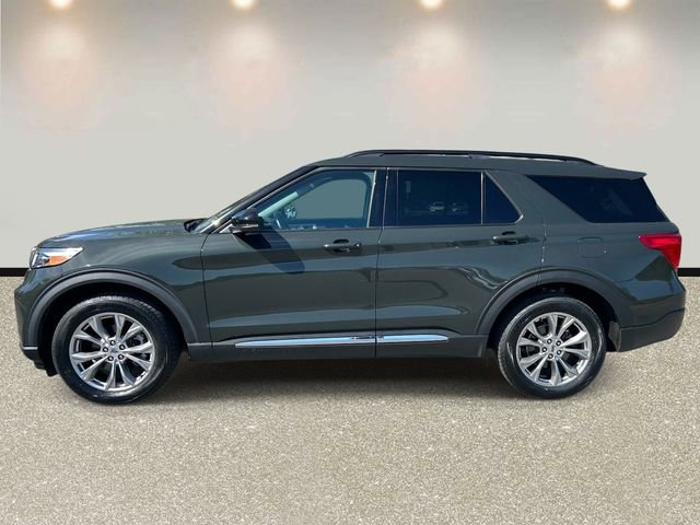 Certified 2023 Ford Explorer XLT w/ Equipment Group 202A AWD/4WD image 8