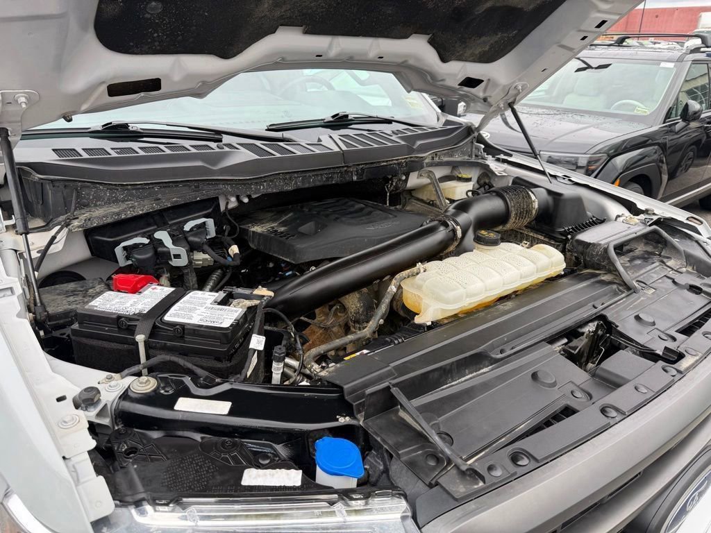 Certified 2023 Ford F150 XLT w/ Equipment Group 302A High image 19