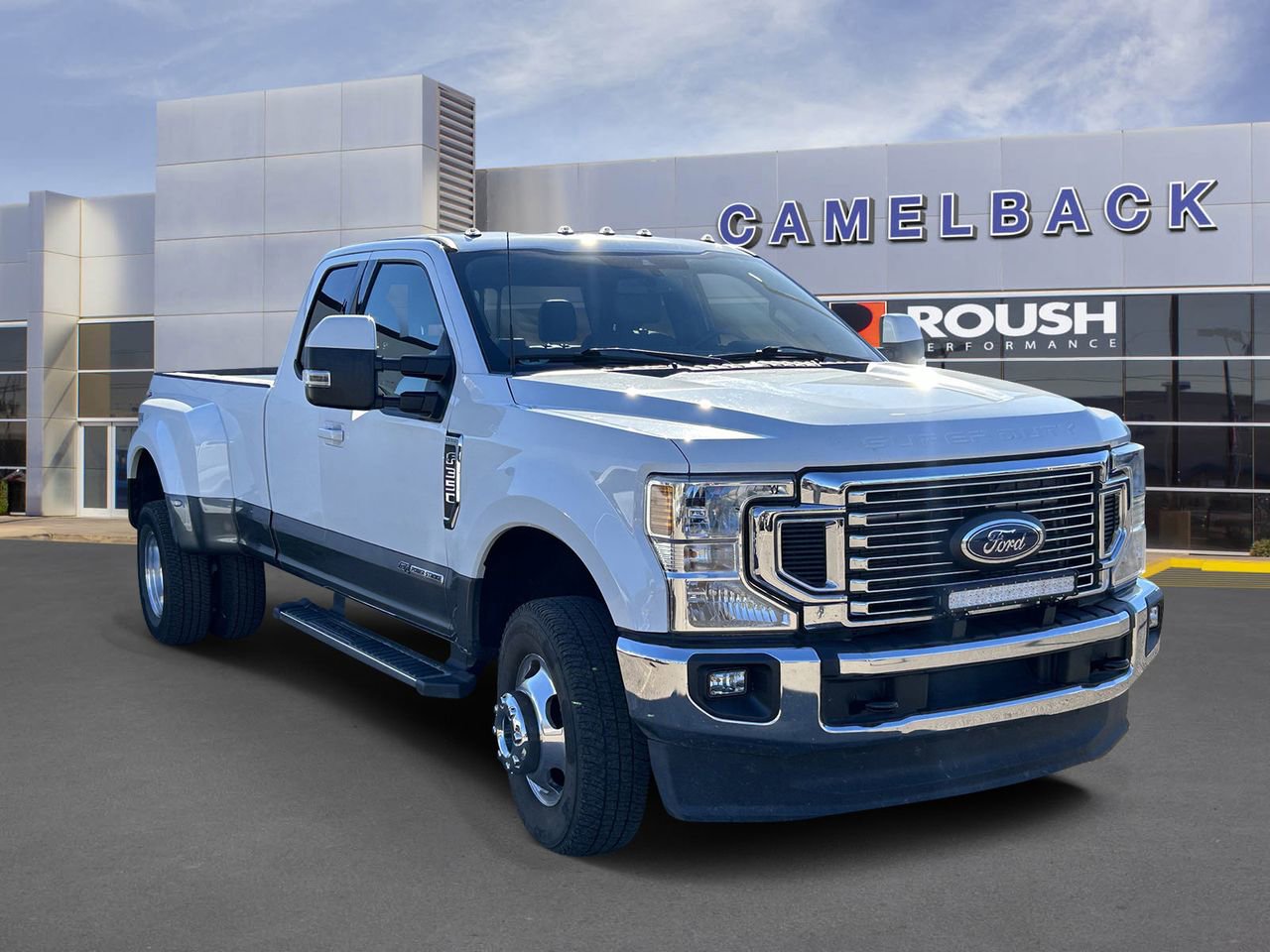 Certified 2022 Ford F350 Lariat w/ Lariat Value Package image 4