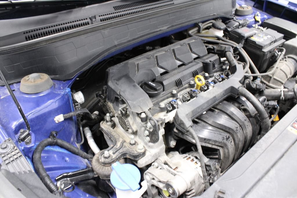 Used 2024 Hyundai Venue SEL FWD image 30
