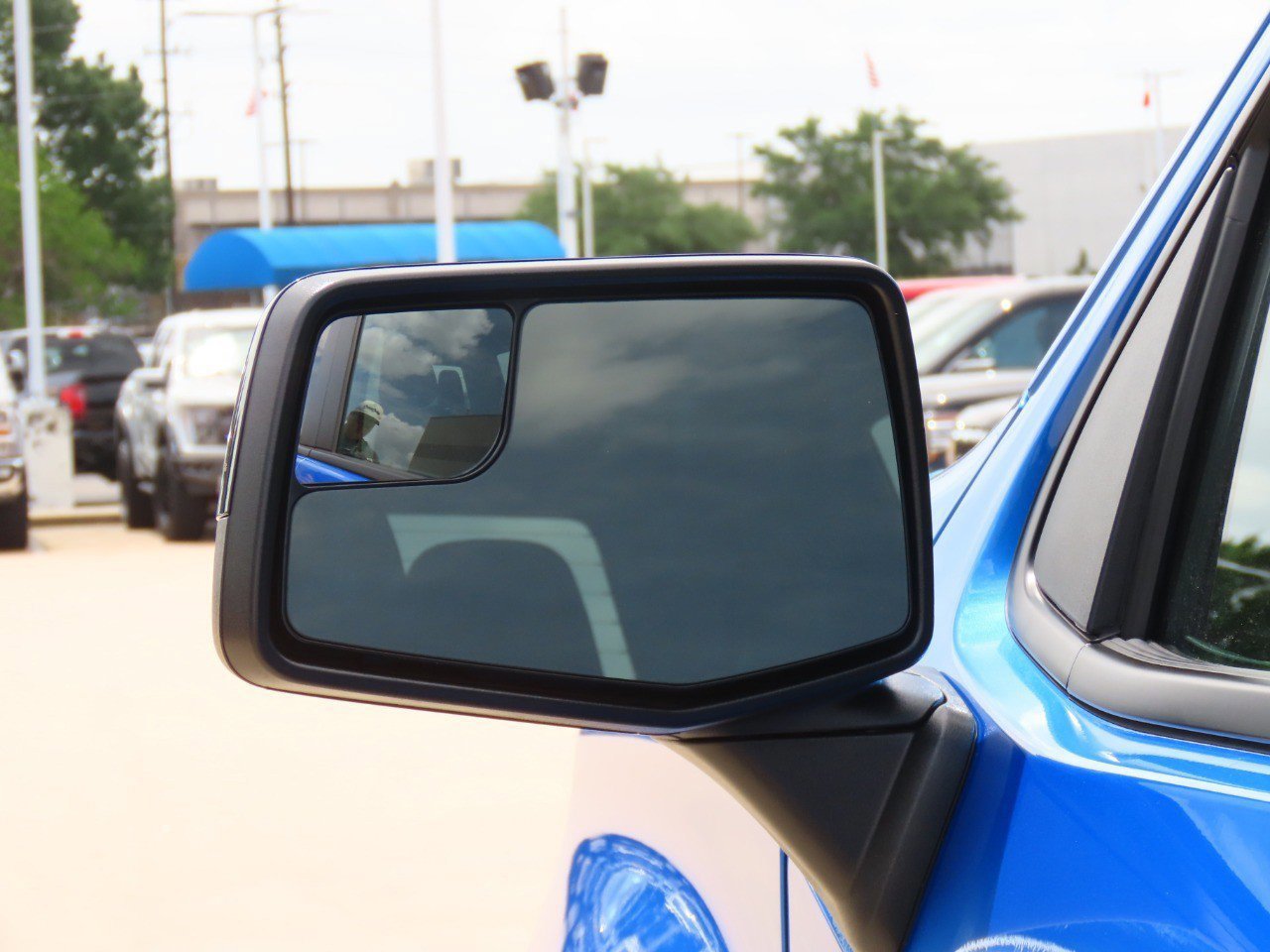 Used 2025 Chevrolet Silverado 1500 RST image 18