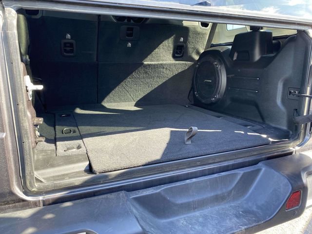 Used 2021 Jeep Wrangler Unlimited Rubicon AWD/4WD image 12