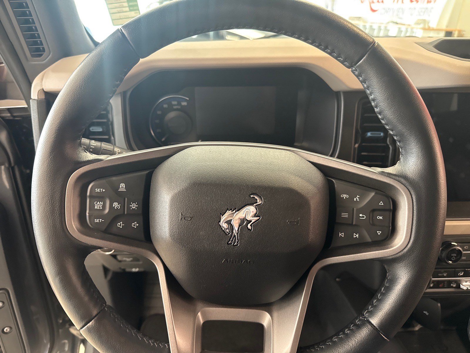 Certified 2023 Ford Bronco Wildtrak AWD/4WD image 27