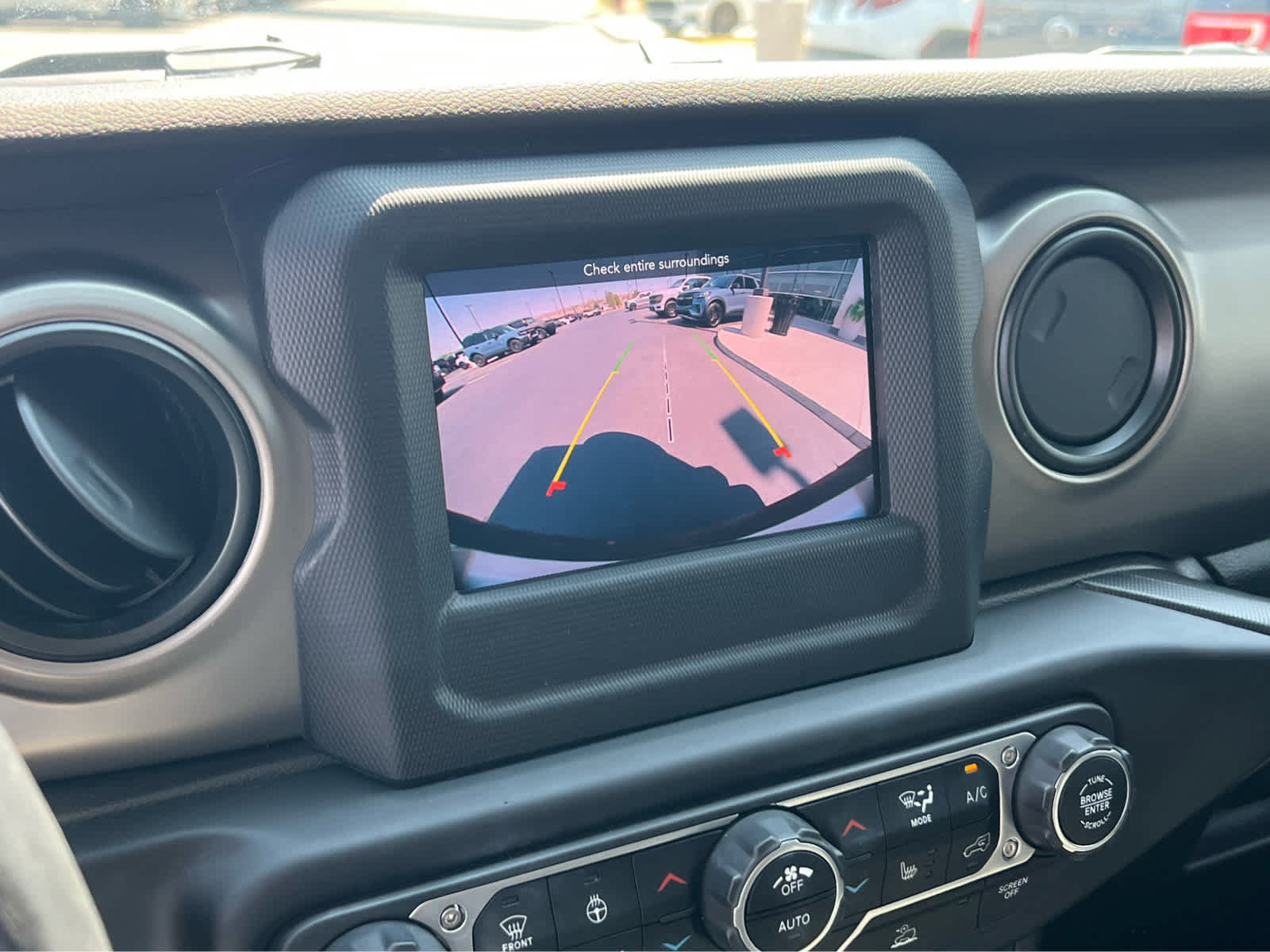 Used 2021 Jeep Wrangler Unlimited Sport AWD/4WD image 36