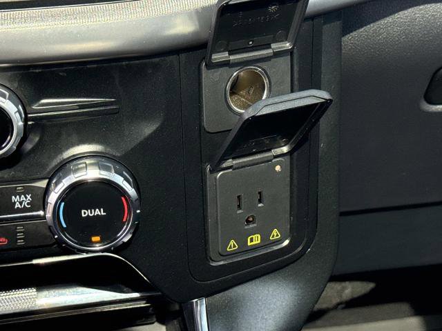 Certified 2023 Ford F150 Raptor w/ Raptor Carbon Fiber Package image 31