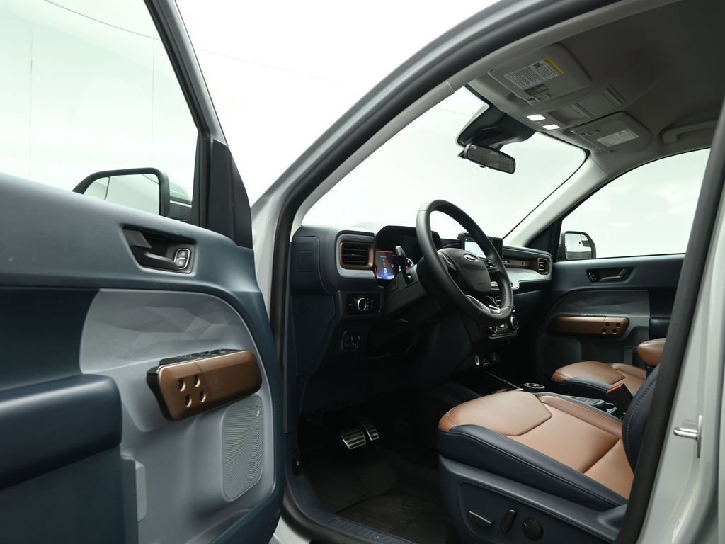 Certified 2023 Ford Maverick Lariat w/ Equipment Group 500A Standard image 34