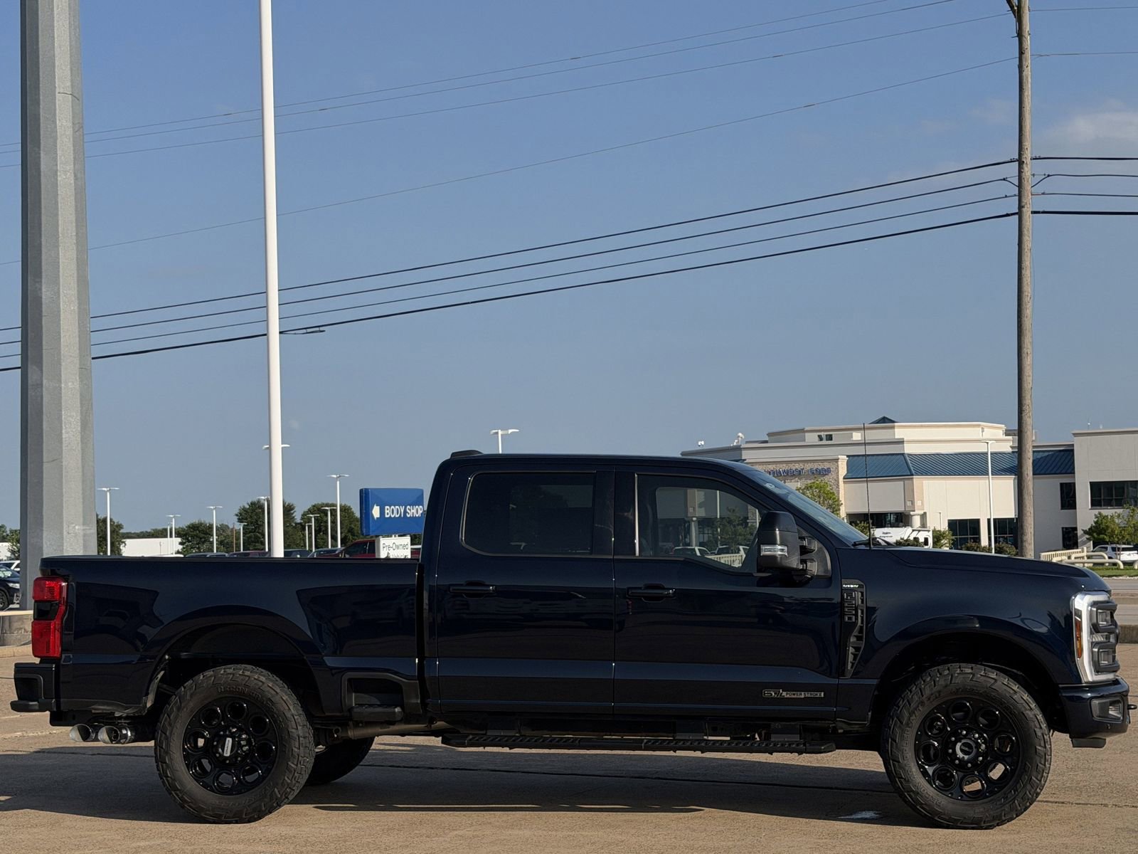 Certified 2024 Ford F250 Lariat w/ Lariat Ultimate Package AWD/4WD image 3