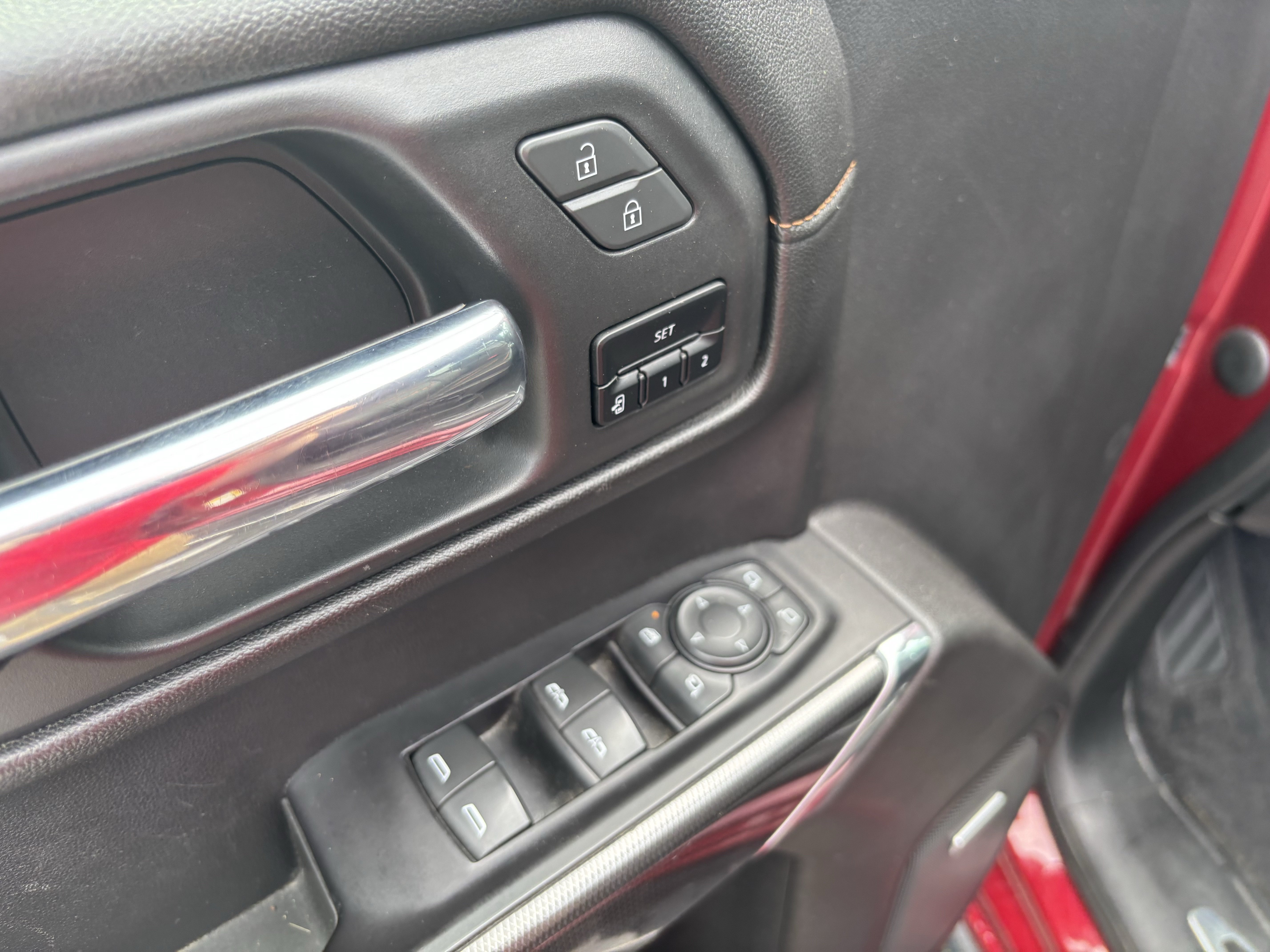 Used 2020 GMC Sierra 1500 AT4 w/ AT4 Premium Package AWD/4WD image 14