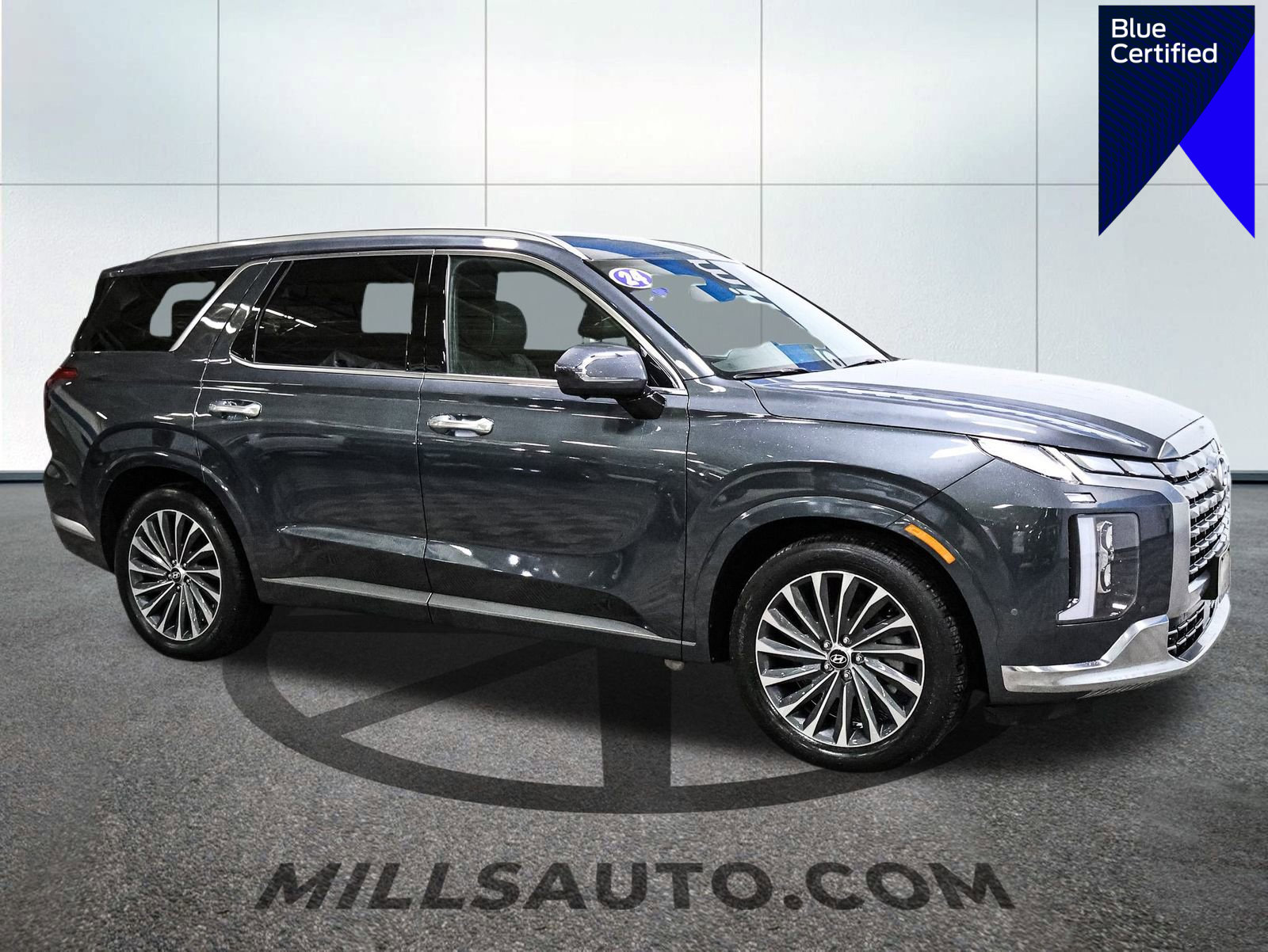 Used 2024 Hyundai Palisade Calligraphy image 1