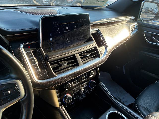 Used 2023 Chevrolet Suburban Premier RWD image 16