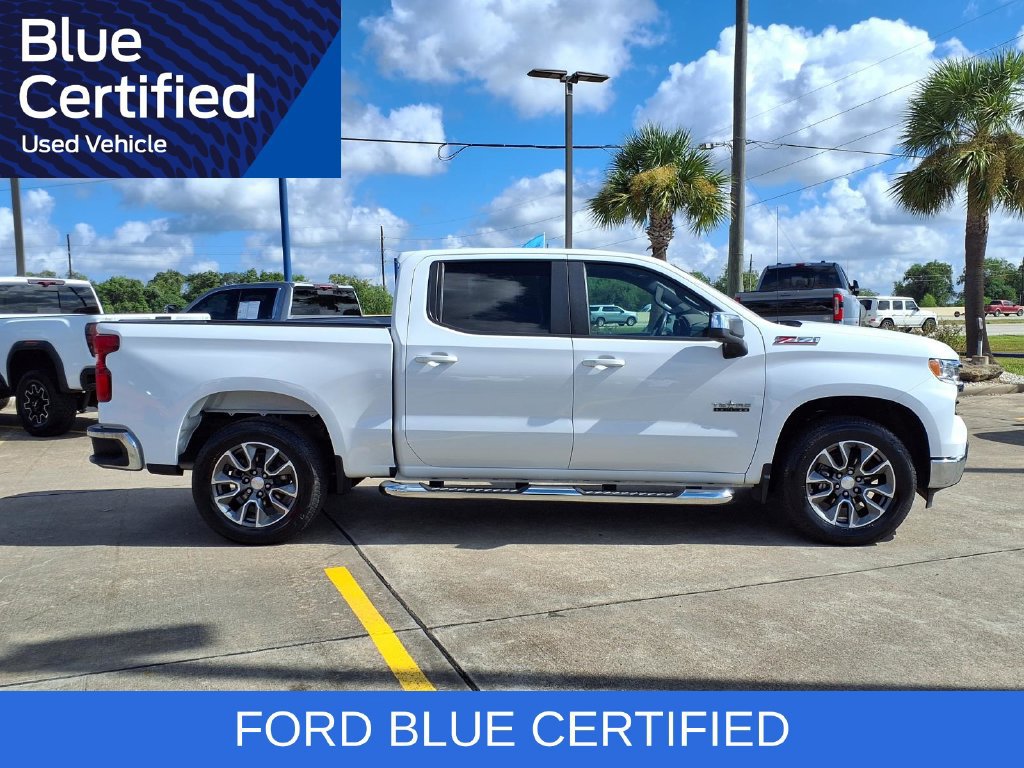 Used 2024 Chevrolet Silverado 1500 LT w/ Z71 Off-Road Package AWD/4WD image 8