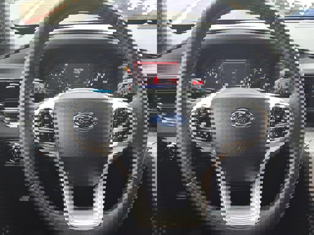 Certified 2023 Ford Explorer XLT w/ Equipment Group 202A image 21