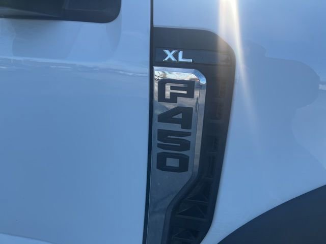 Certified 2023 Ford F450 XL w/ Snow Plow Prep Package image 4