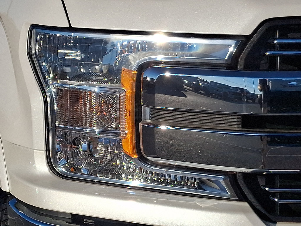 Certified 2018 Ford F150 Lariat w/ FX4 Off-Road Package AWD/4WD image 9