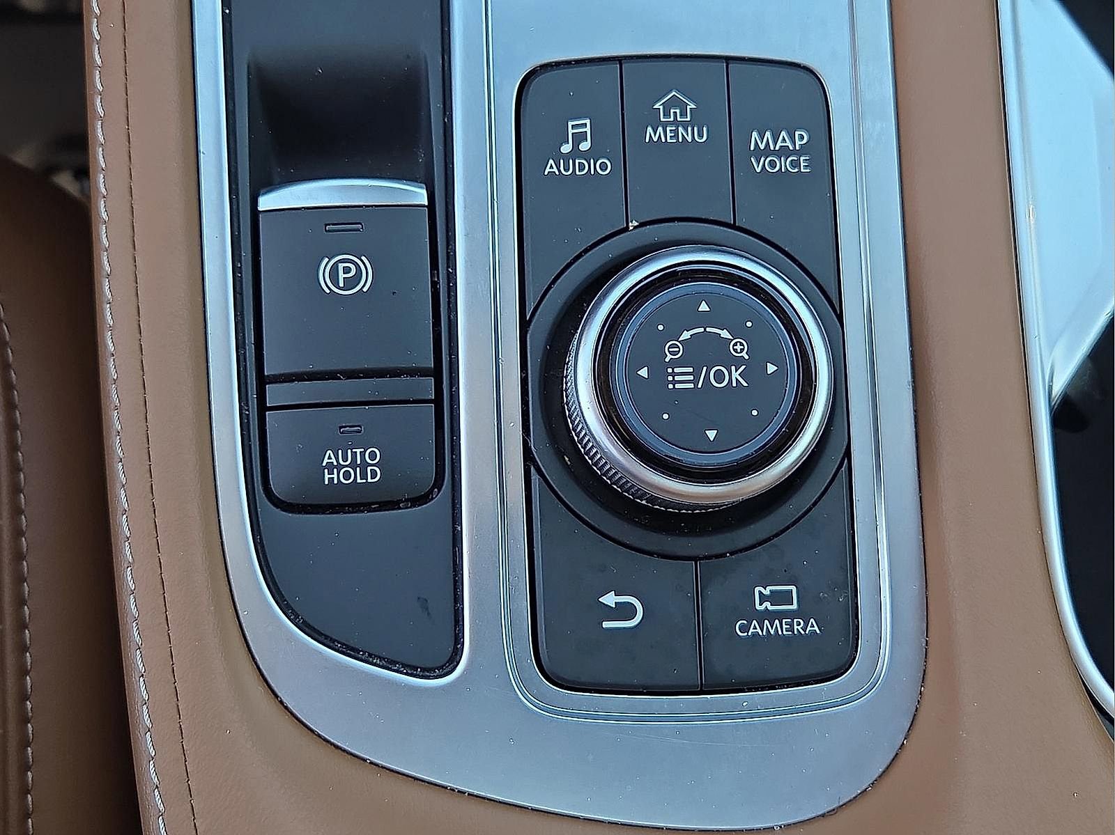 Used 2025 INFINITI QX60 Sensory w/ Vision Package AWD/4WD image 18