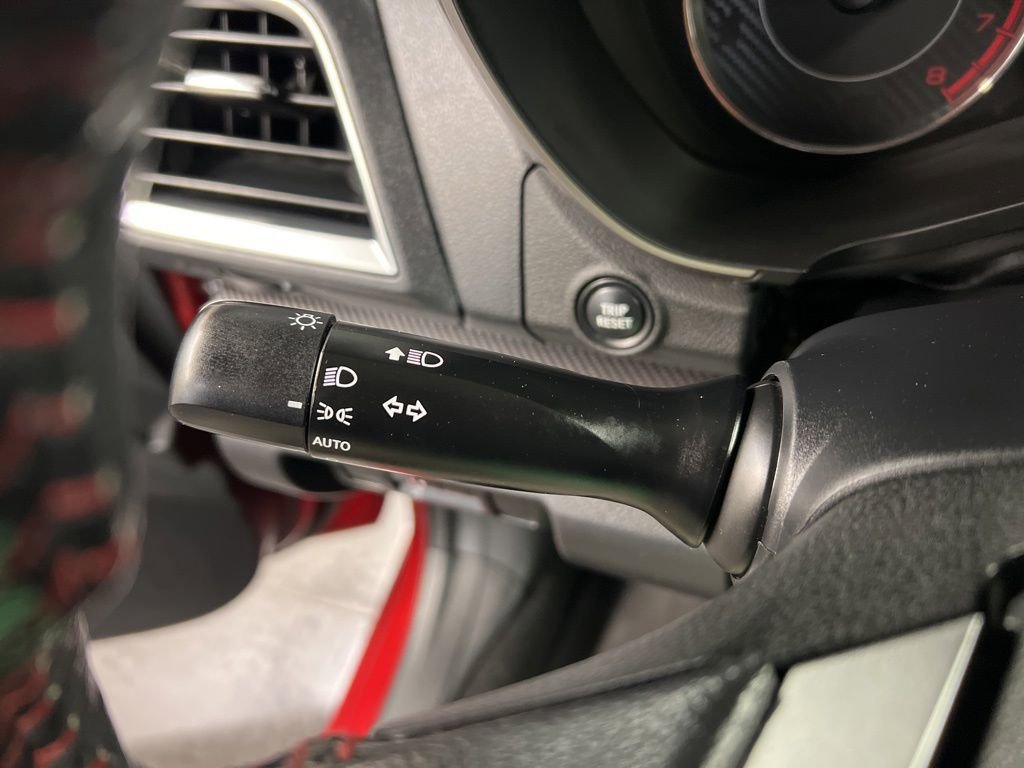 Used 2018 Subaru Impreza 2.0i Sport w/ Popular Package #2 AWD/4WD image 21