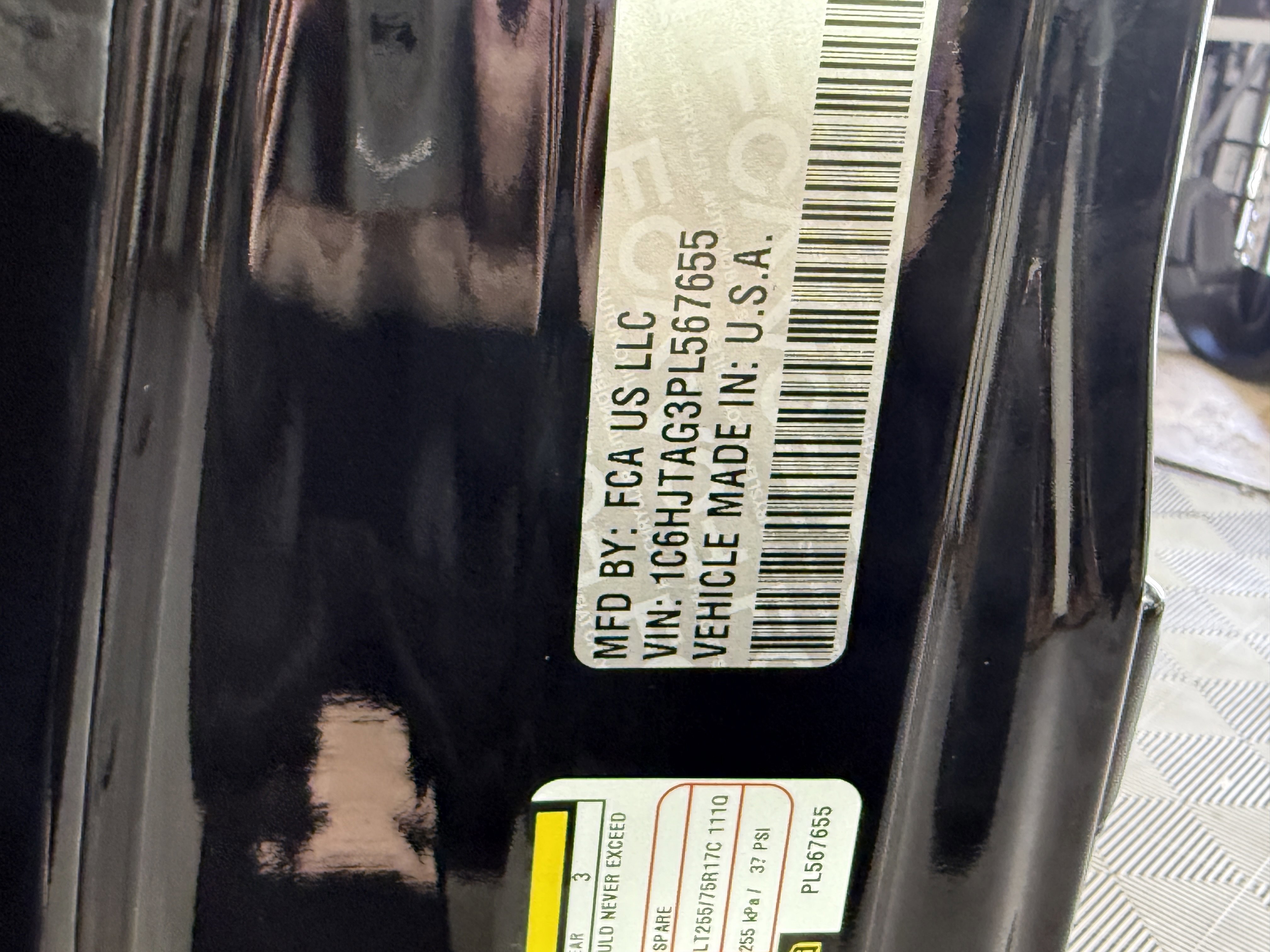 Used 2023 Jeep Gladiator Willys image 29