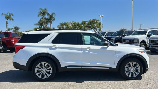 Certified 2023 Ford Explorer XLT w/ Equipment Group 202A AWD/4WD image 2
