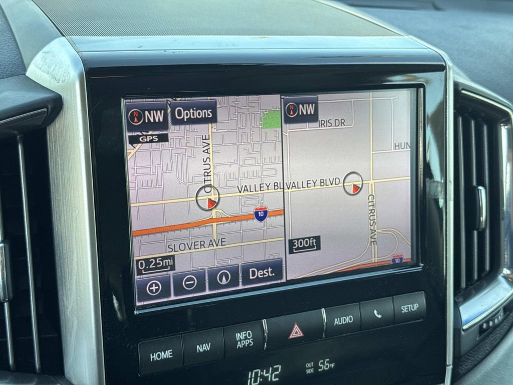 Used 2020 Toyota Land Cruiser image 12