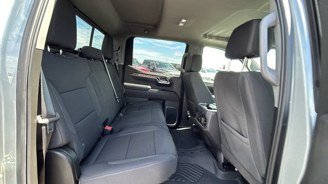Used 2025 Chevrolet Silverado 1500 LT Trail Boss w/ Convenience Package II AWD/4WD image 13
