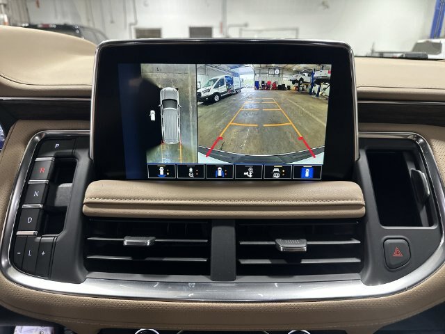 Used 2024 Chevrolet Tahoe Premier w/ Premium Package AWD/4WD image 29