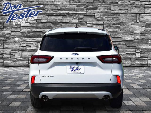 Certified 2024 Ford Escape Active w/ Cold Weather Package FWD image 4