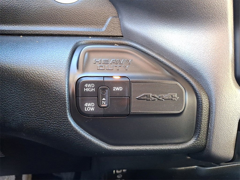 Used 2019 RAM 3500 Big Horn image 24