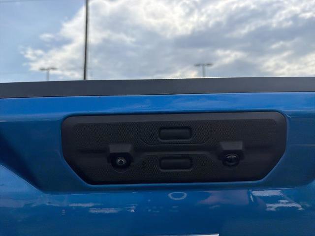 Used 2023 Chevrolet Silverado 1500 Custom AWD/4WD image 25