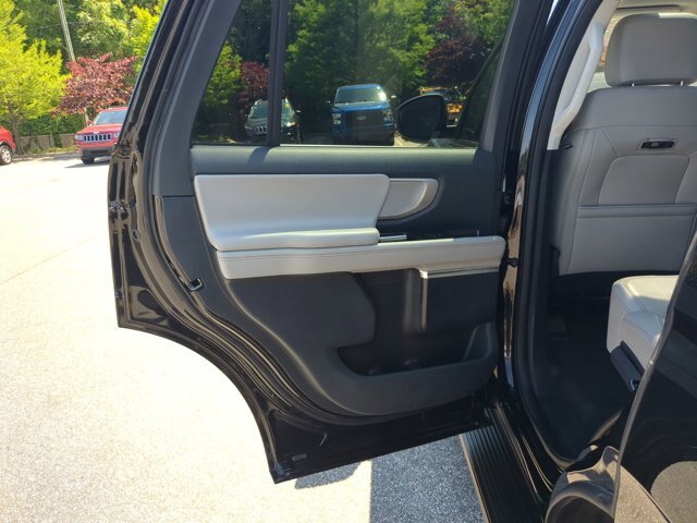 Certified 2025 Ford Expedition Active RWD image 30