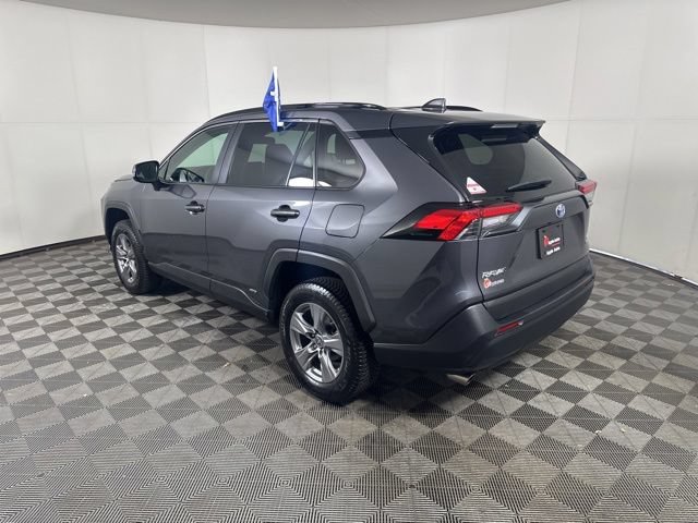 Used 2024 Toyota RAV4 LE AWD/4WD image 6
