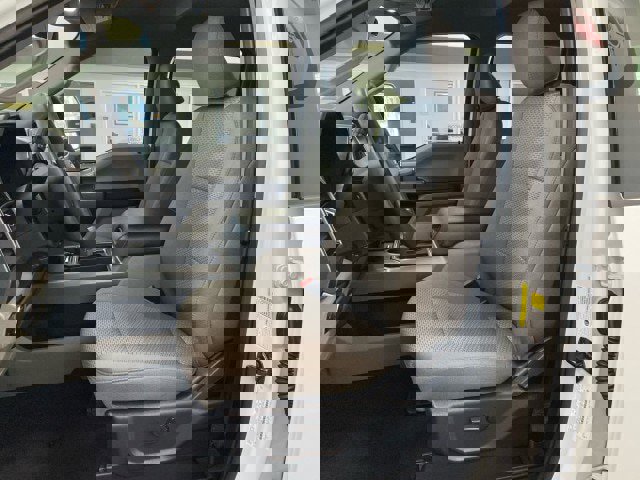 Certified 2022 Ford F250 XLT w/ Black Appearance Package image 16