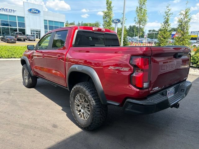 Used 2025 Chevrolet Colorado ZR2 w/ Technology Package AWD/4WD image 4