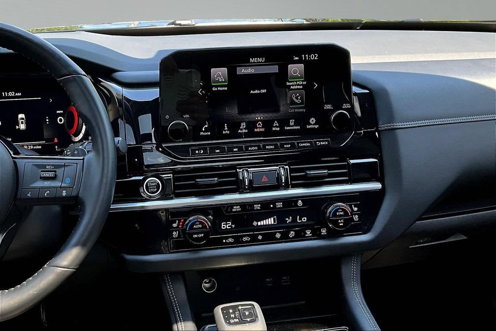 Used 2023 Nissan Pathfinder Platinum AWD/4WD image 12