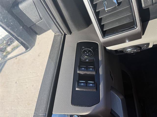 Certified 2019 Ford F150 XLT w/ Equipment Group 302A Luxury AWD/4WD image 17