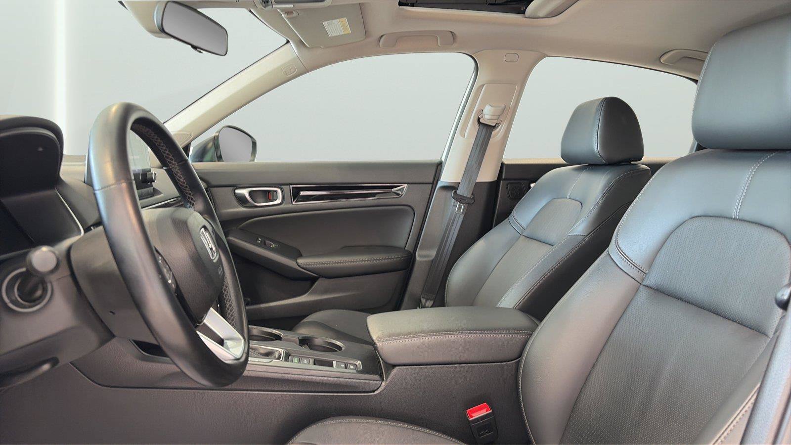 Used 2024 Honda Civic EX-L image 10