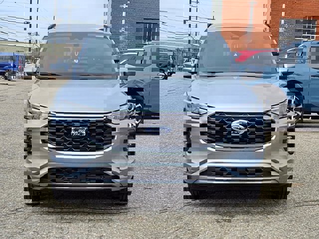 Certified 2023 Ford Escape ST-Line Select w/ Tech Pack #1 image 4